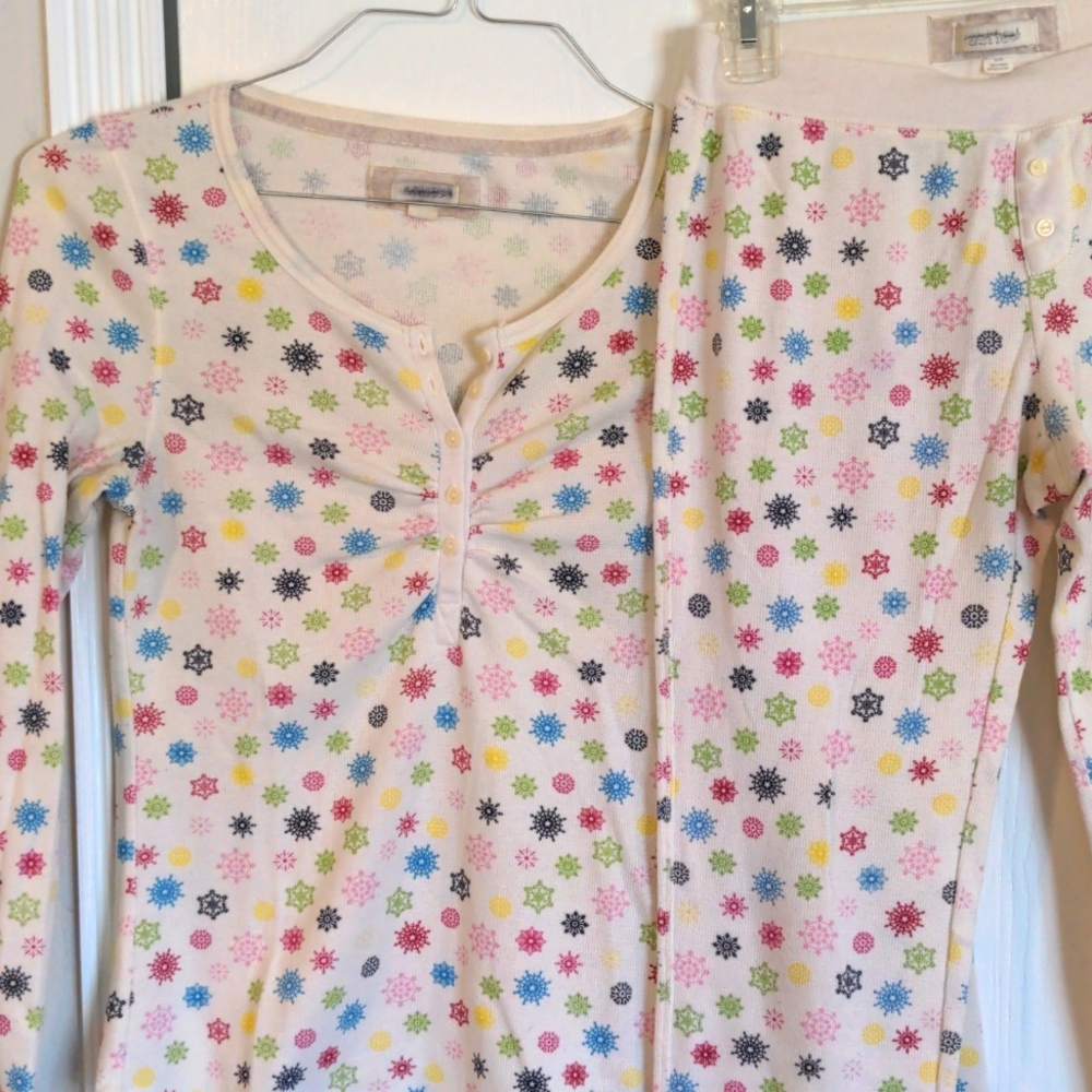 winter pj's w/ colorful snowflake prints